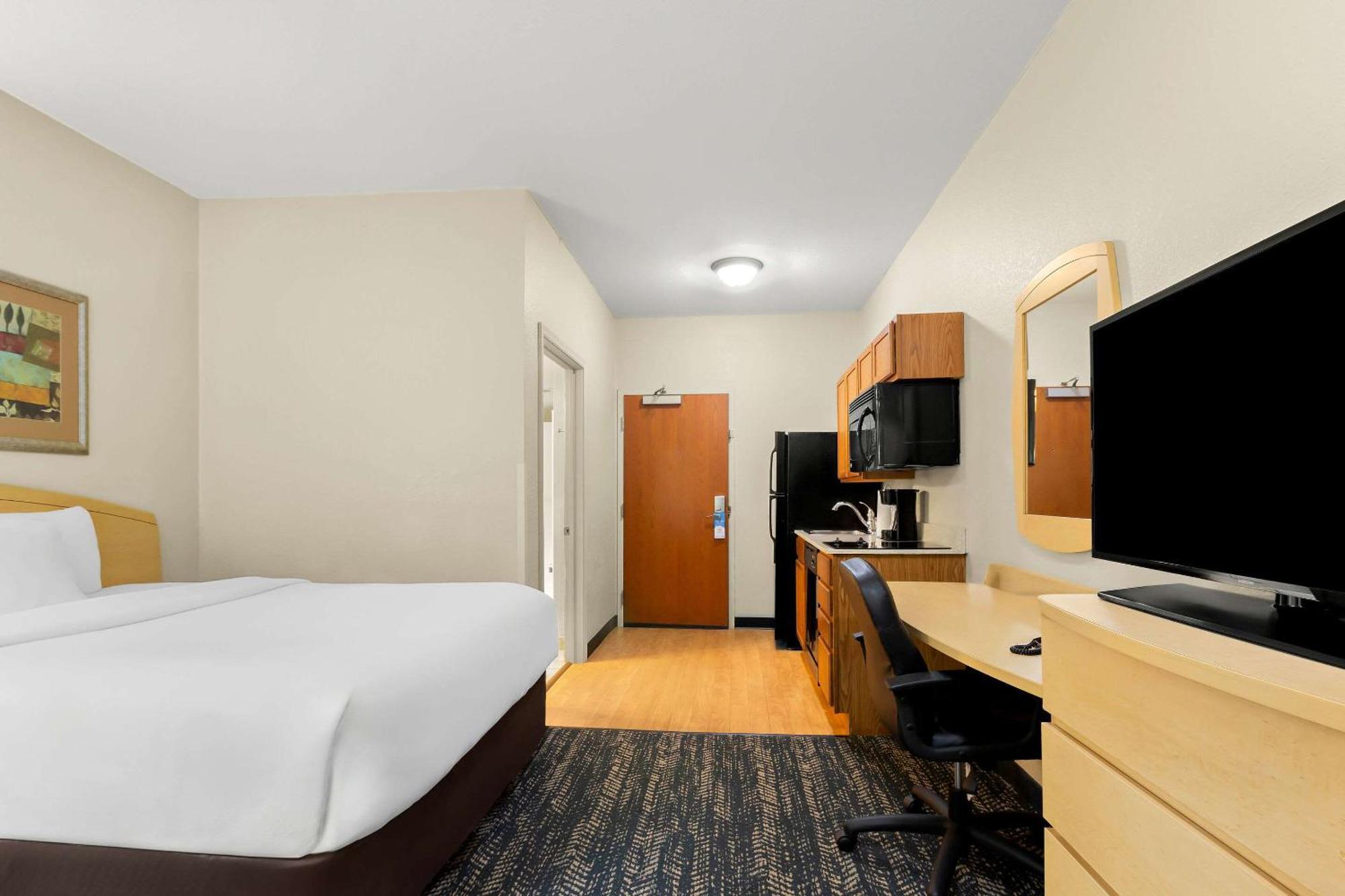 Suburban Studios Morgantown Extérieur photo