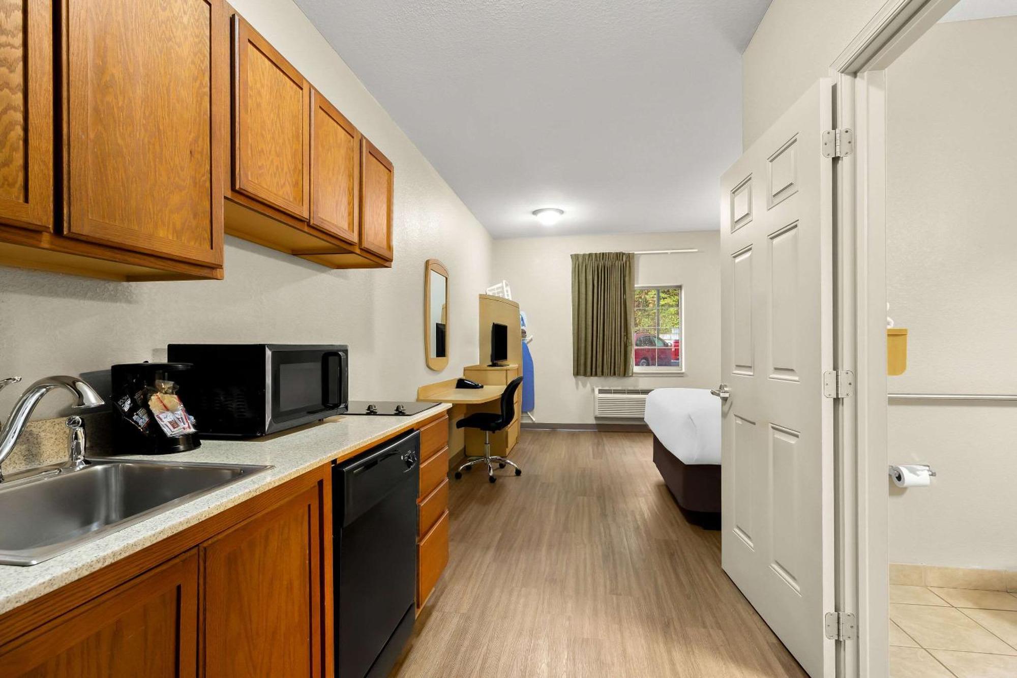 Suburban Studios Morgantown Extérieur photo