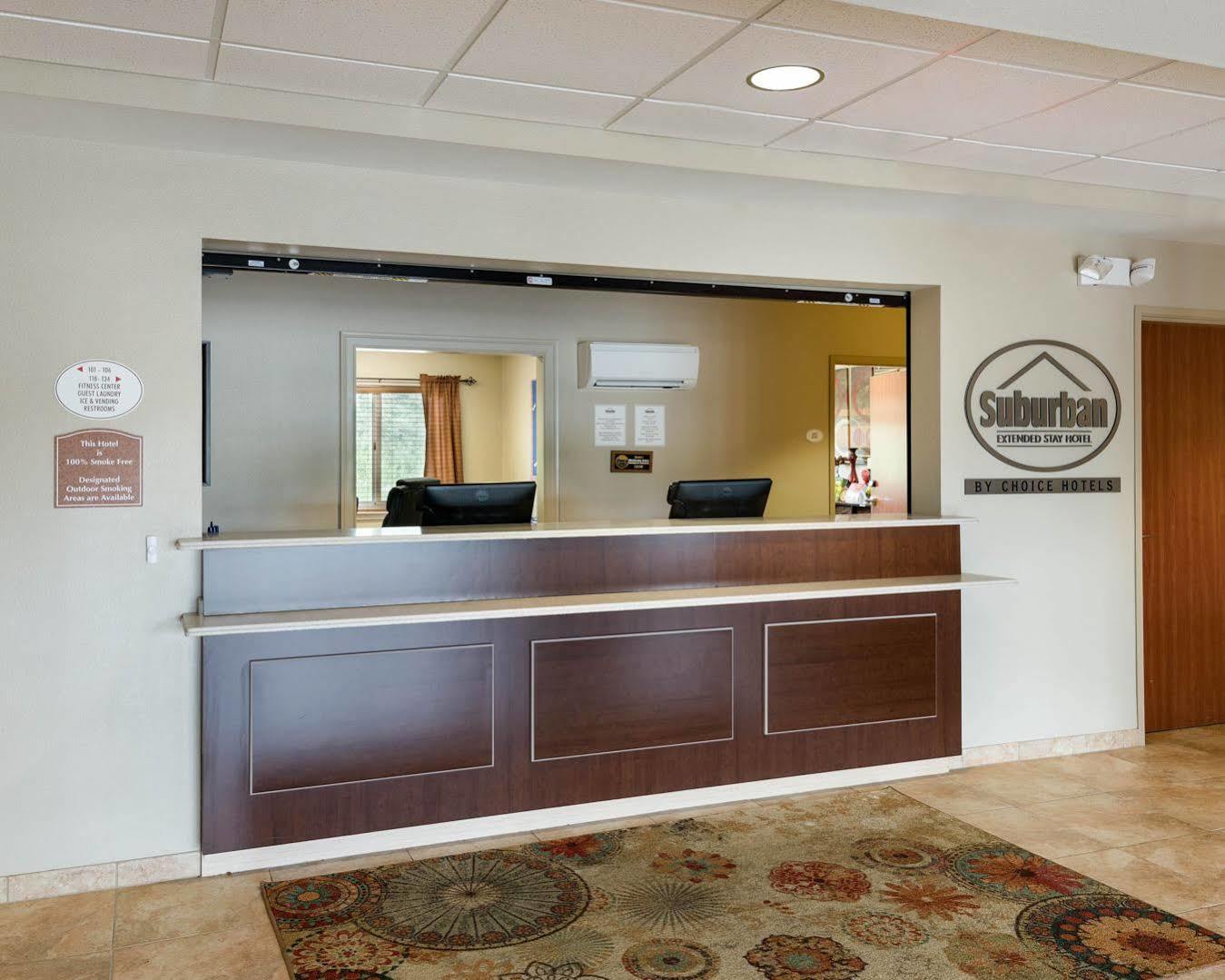 Suburban Studios Morgantown Extérieur photo