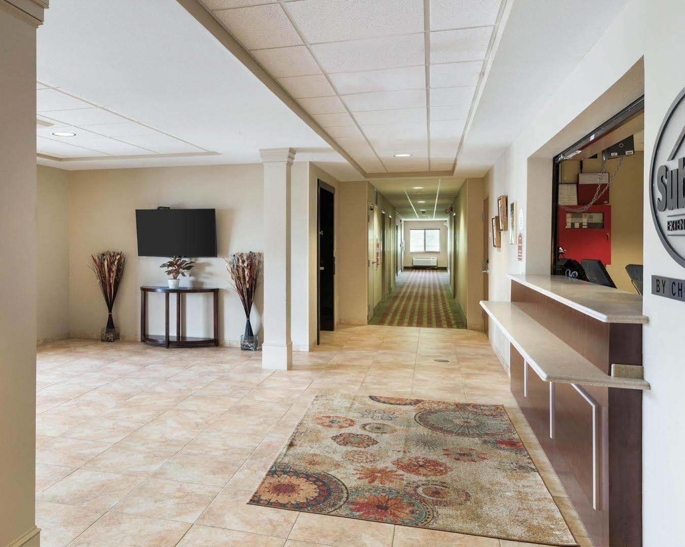 Suburban Studios Morgantown Extérieur photo