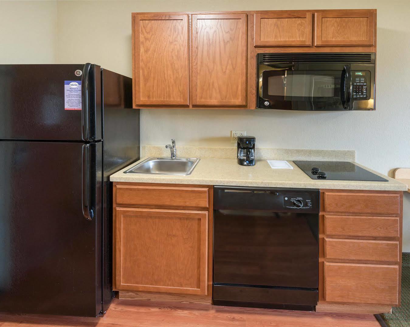 Suburban Studios Morgantown Extérieur photo