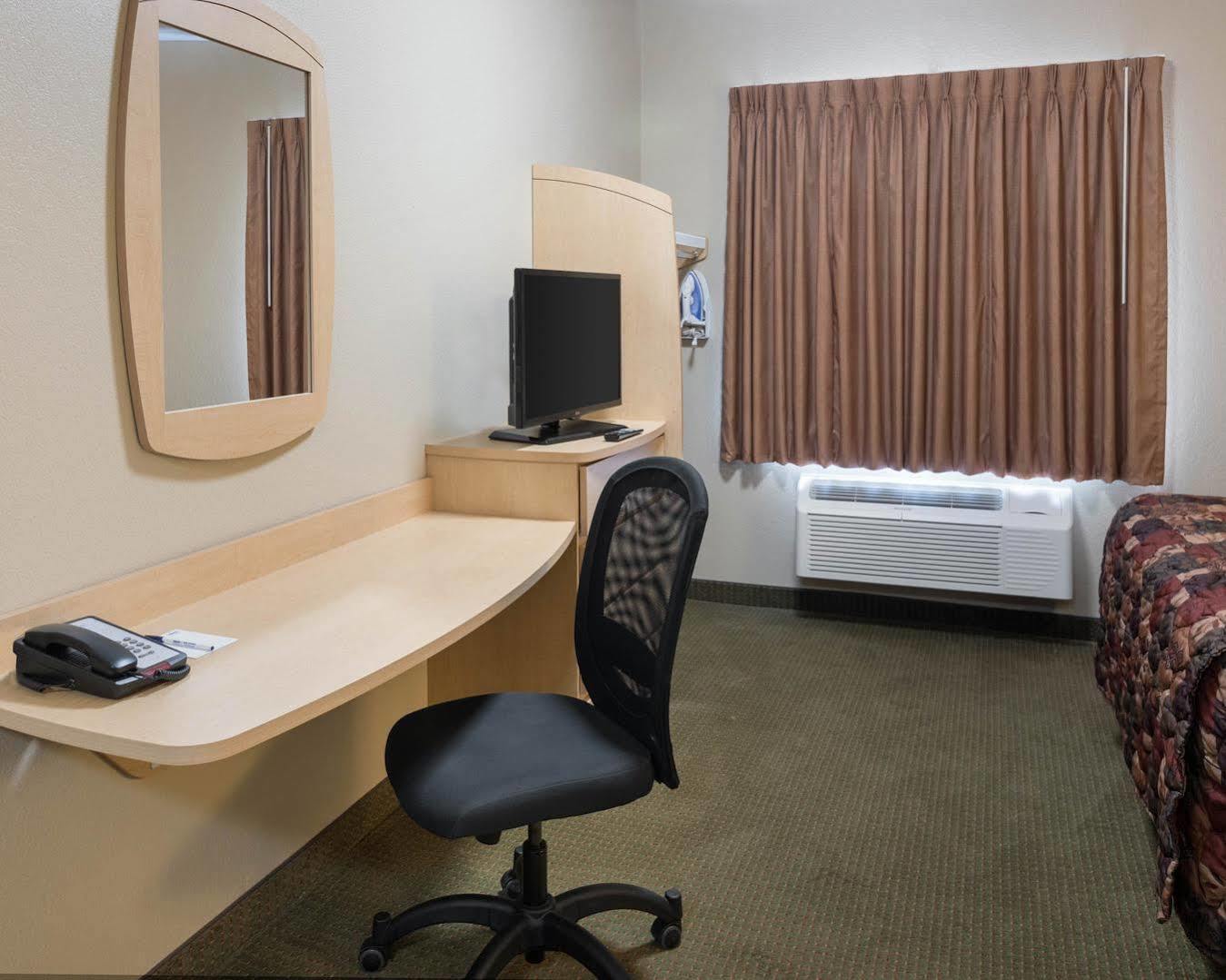 Suburban Studios Morgantown Extérieur photo